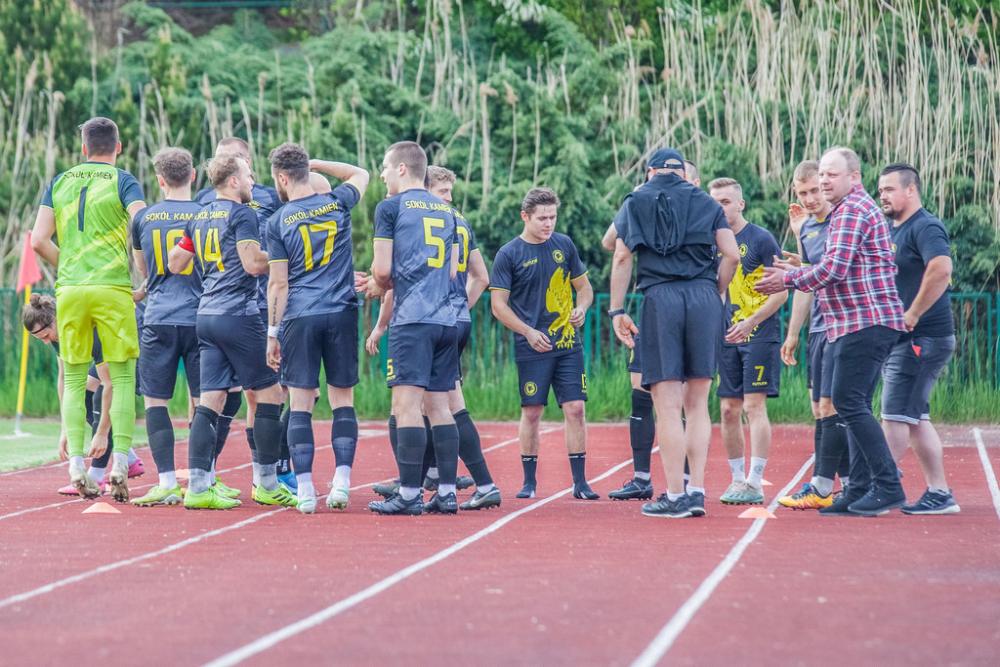 Sokół Kamień w sobotę o godzinie 17:00 zagra na wyjeździe ze SPEC Stalą Łańcut