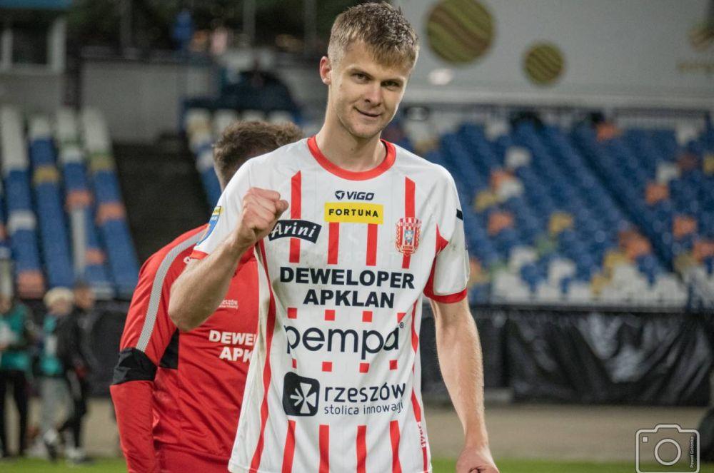 Mateusz Bondarenko zostaje w Resovii na kolejne 2 lata! (fot. Resovia)