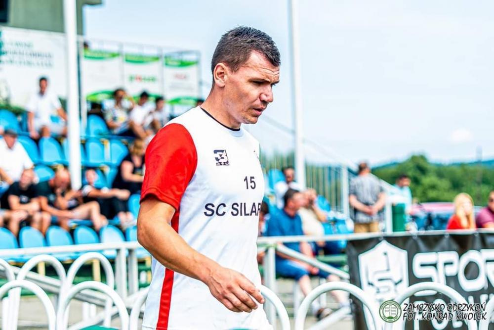 Piotr Laskowski (na zdjęciu) strzelił pięć goli w sparingu przeciwko Koronie Rzeszów (fot. Konrad Kwolek/Zamczysko Odrzykoń)