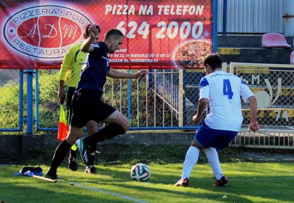 JKS Jarosław pokonał Tomasovię Tomaszów Lubelski 2-0 w meczu 3 ligi lubelsko-podkarpackiej (fot. Jakub Kwiecień)