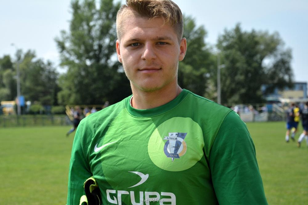 Bartłomiej Banek będzie rywalizował o miejsce w bramce z Wojciechem Danielem (fot. Unia Tarnów)