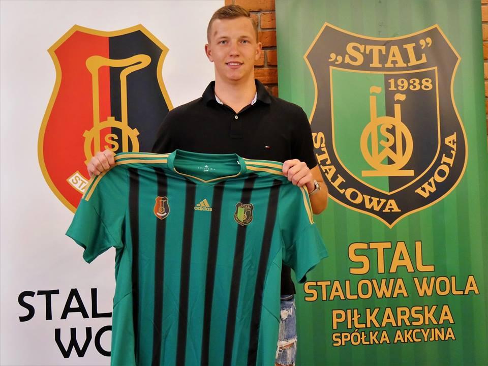 Kacper Czajkowski jest kolejnym wzmocnieniem Stalówki (fot. Stal Stalowa Wola)