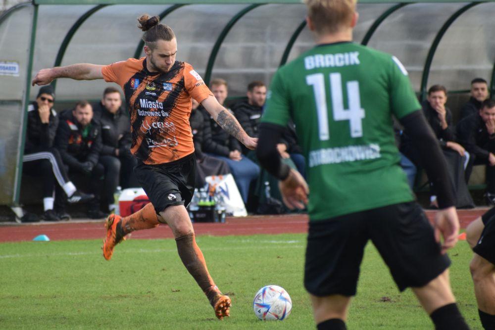 Adrian Szynka (w barwach KSZO) przenosi się do Staru Starachowice (fot. KSZO Ostrowiec Świętokrzyski)