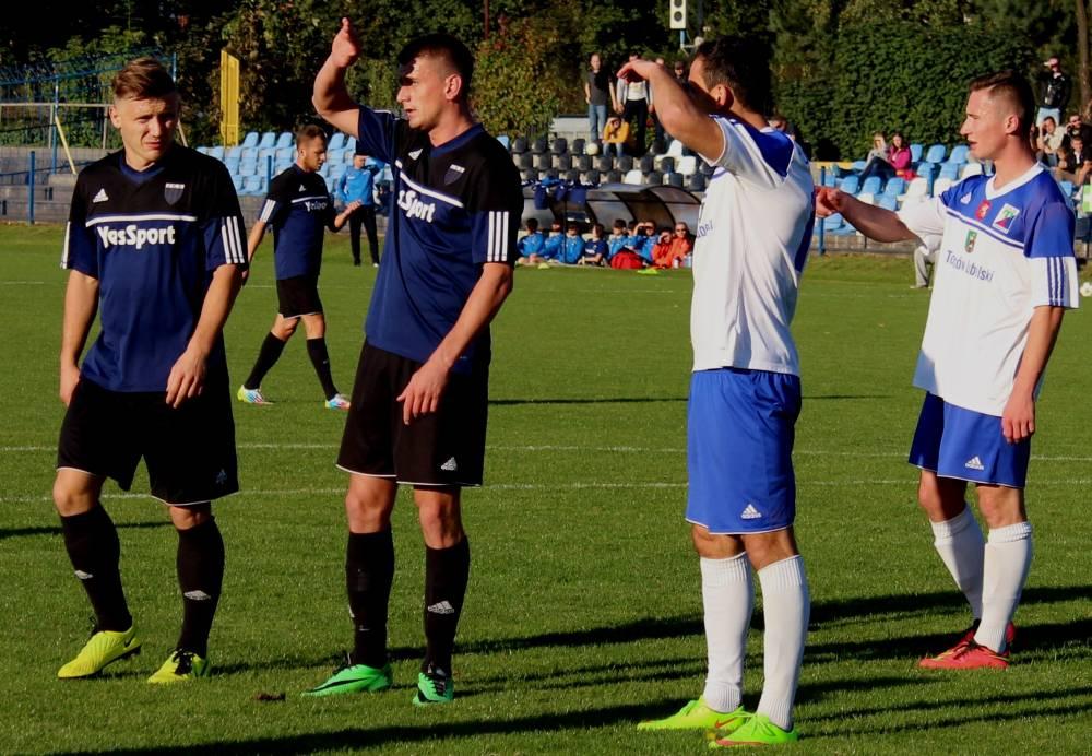 JKS Jarosław pokonał Tomasovię Tomaszów Lubelski 2-0 w meczu 3 ligi lubelsko-podkarpackiej (fot. Jakub Kwiecień)