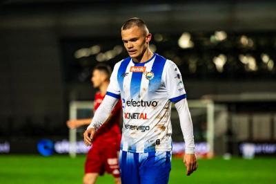Na zdjęciu Hubert Matynia, obrońca Stali Mielec (fot. FKS Stal Mielec)