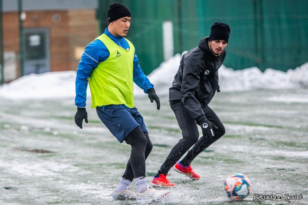 Karpaty Krosno przegrały z Sokołem Sieniawa w sparingu (fot. Konrad Kwolek/ Karpaty Krosno)