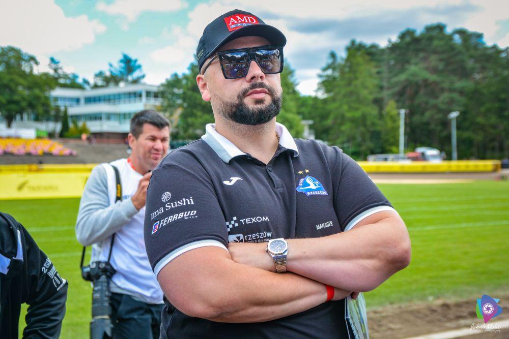 Na zdjęciu Paweł Piskorz, meneger Texom Stali Rzeszów (fot. Jakub Malec)