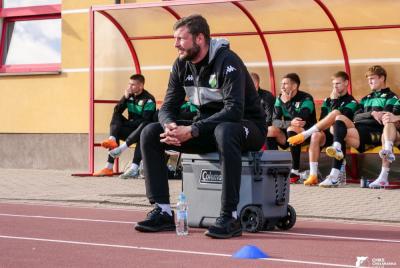 Na zdjęciu Grzegorz Bonin, trener Chełmianki (fot. Chełmianka Chełm)