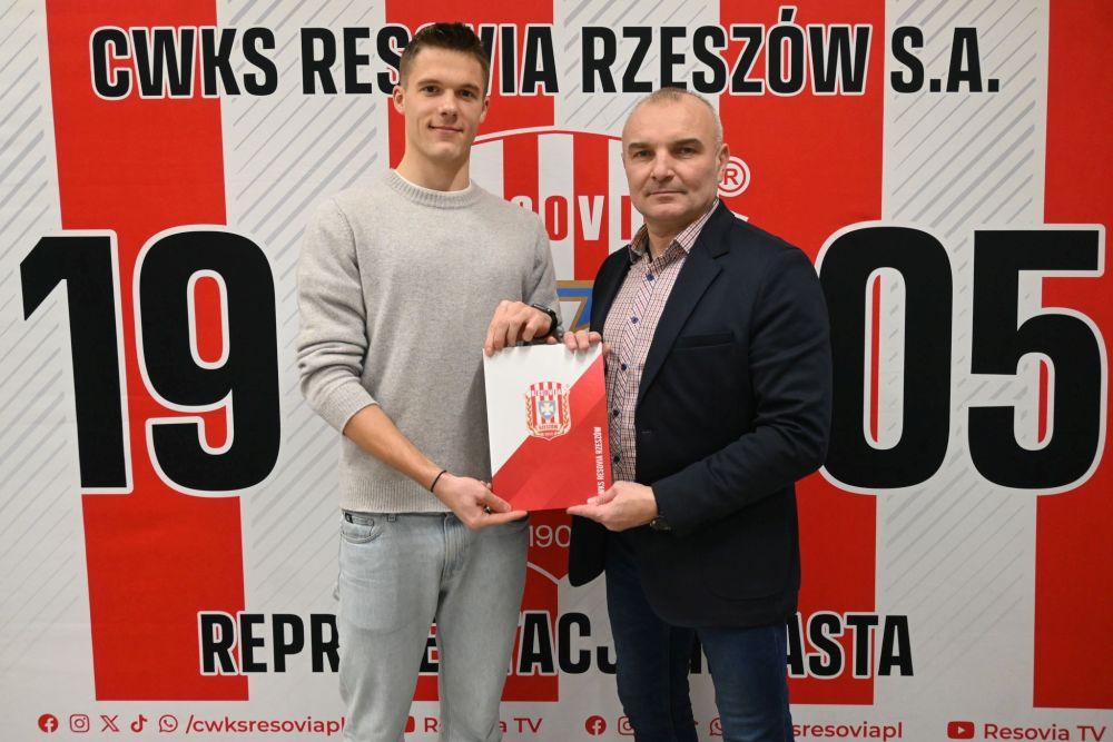 Dawid Bałdyga został nowym piłkarzem Resovii (fot. Resovia)