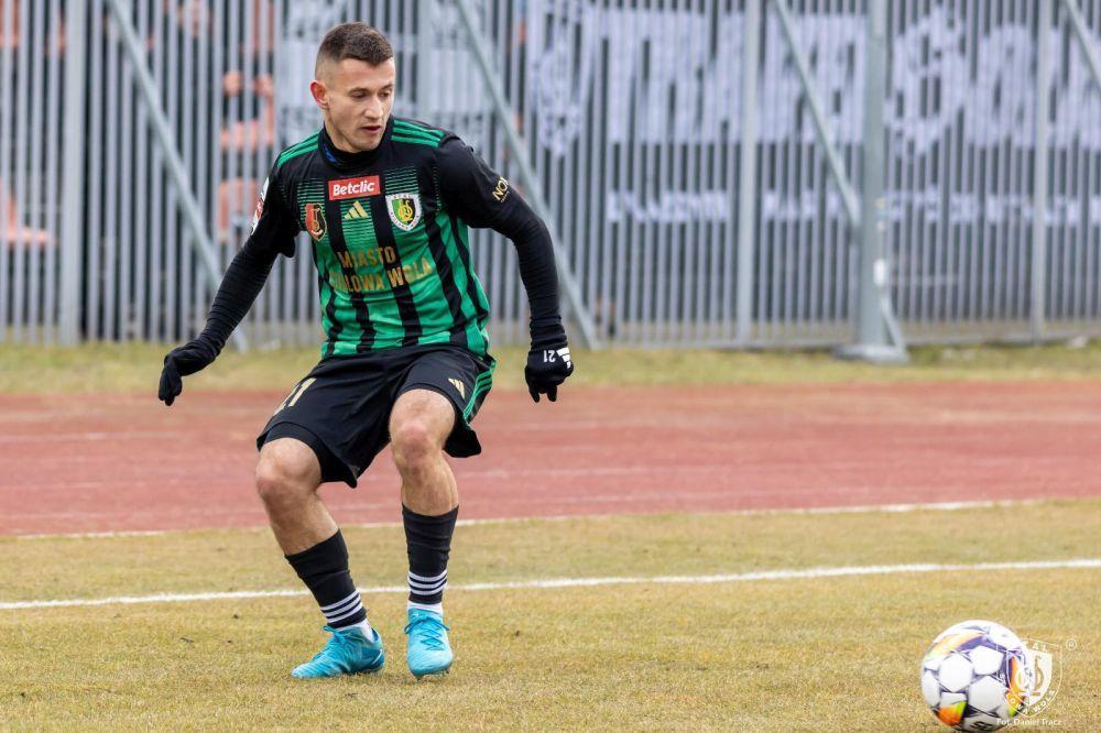 Michał Mydlarz na celowniku Chełmianki Chełm (fot. Daniel Tracz/ Stal Stalowa Wola)