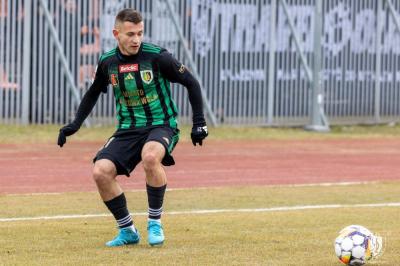 Michał Mydlarz na celowniku Chełmianki Chełm (fot. Daniel Tracz/ Stal Stalowa Wola)