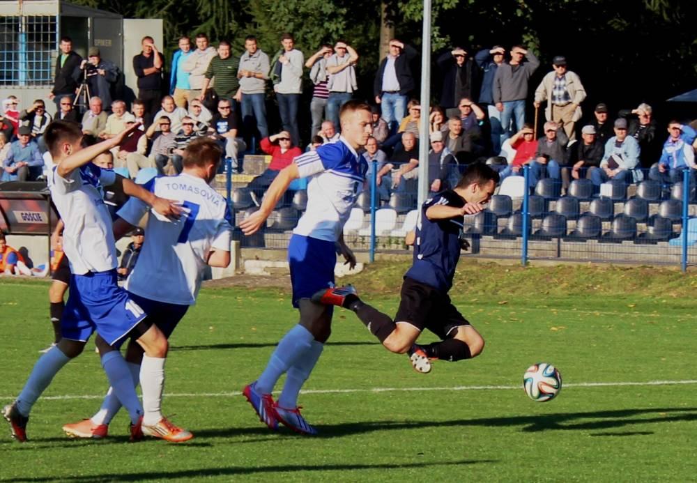 JKS Jarosław pokonał Tomasovię Tomaszów Lubelski 2-0 w meczu 3 ligi lubelsko-podkarpackiej (fot. Jakub Kwiecień)