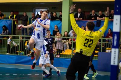 Pierwszy punkt Handball Stal Mielec! W rzutach karnych lepszy Energa MKS Kalisz