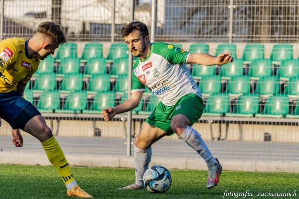 Dominik Kulon nadal będzie reprezentował barwy Wisłoki Dębica (fot.fotografia_zuziastanoch/ Wisłoka Dębica)