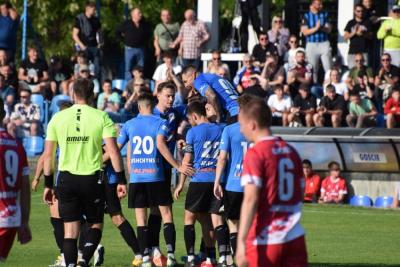 Pięć goli w Jarosławiu! JKS lepszy od Cosmosu