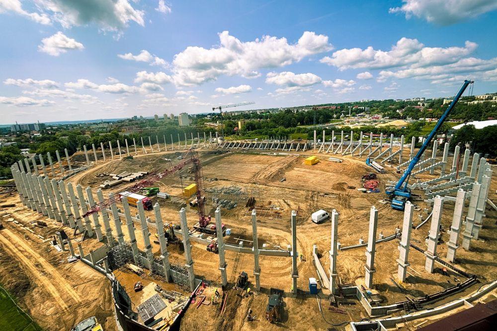 Podkarpackie Centrum Lekkiej Atletyki powstaje w Rzeszowie przy ul. Wyspiańskiego 22 (fot. Resovia)