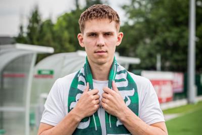 Napastnik odchodzi z Chełmianki. Trafi na kolejne wypożyczenie