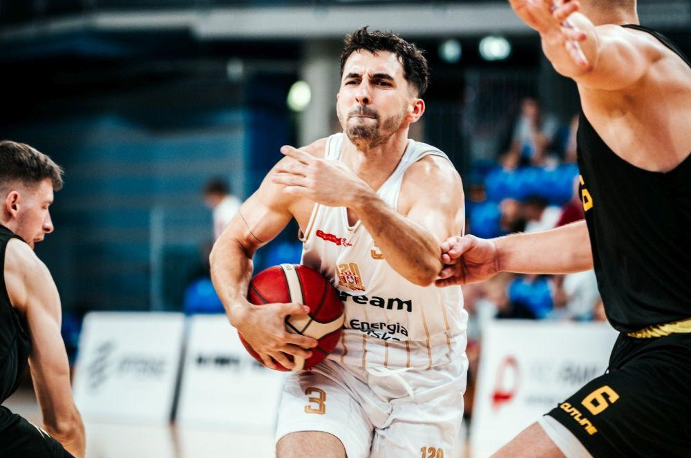 OPTeam Energia Polska Resovia rozpoczęła sezon od porażki (fot. OPTeam Energia Polska Resovia)