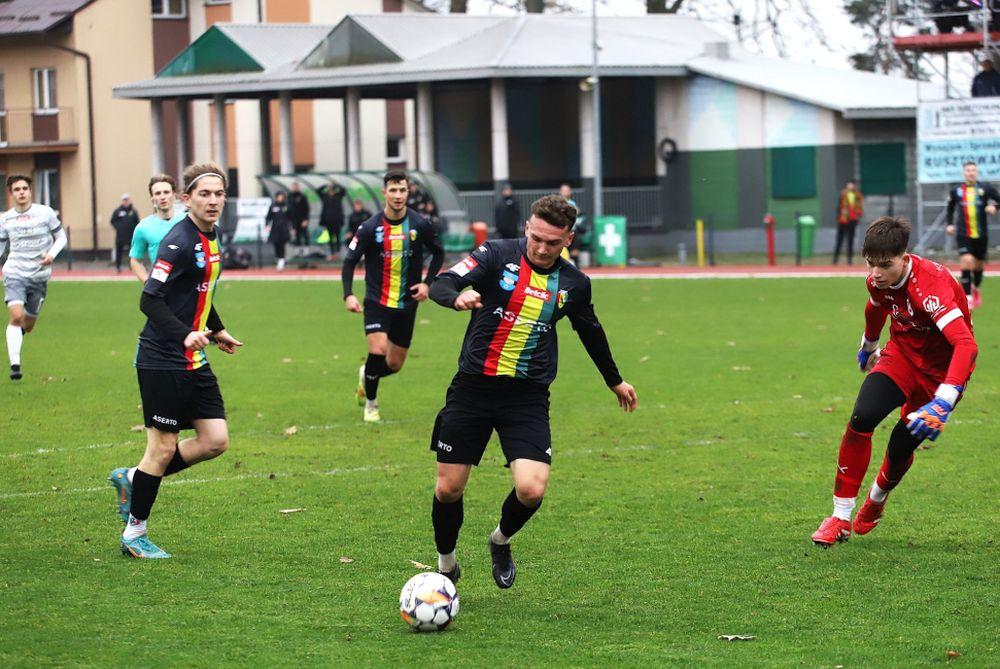 Sokół Kolbuszowa Dolna bez punktów w starciu z Chełmianką (fot. Sokół Kolbuszowa Dolna)