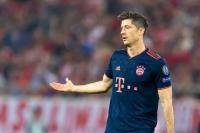 Robert Lewandowski na walkę z koronawirusem przekazał 1 mln euro. A ile dali inni piłkarze?