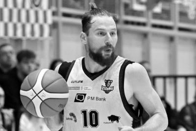 Nie żyje Roman Janik. Były koszykarz Miasta Szkła Krosno miał zaledwie 30 lat (fot. Żubry Białystok)