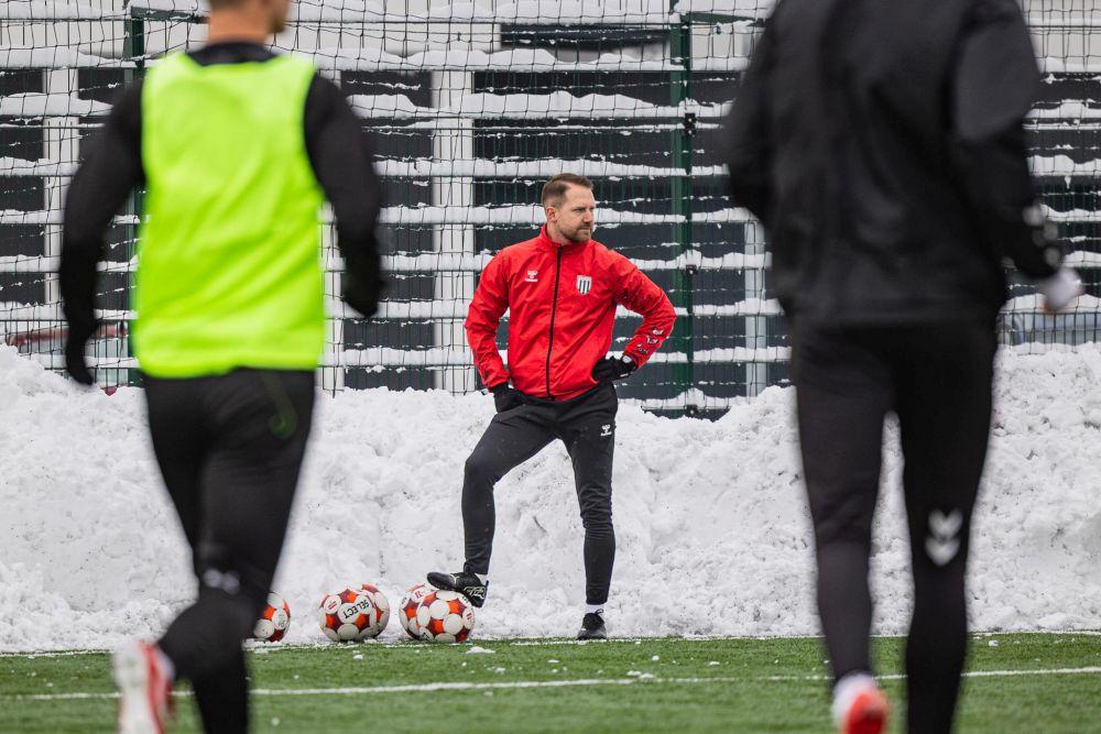 Sandecja Nowy Sącz testuje byłego gracza Interu Mediolan (fot. Sandecja Nowy Sącz/ A. Maraś)