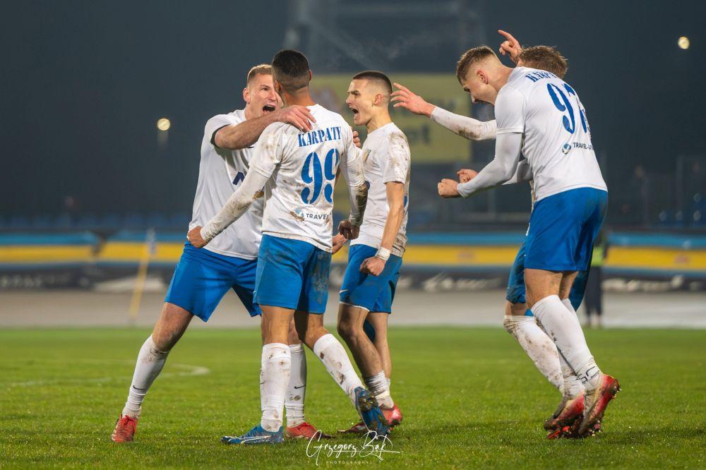 Karpaty Krosno pewnie pokonały Stal Gorzyce w zaległym meczu (fot. Grzegorz Bąk)
