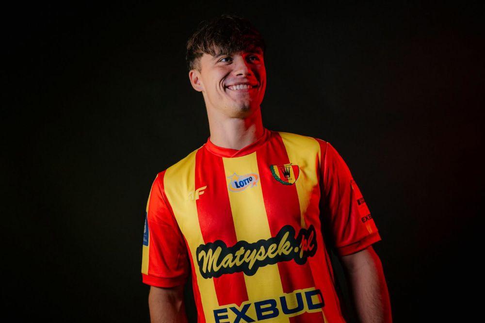 Ariel Mosór nowym zawodnikiem Korony Kielce (fot. Korona Kielce)