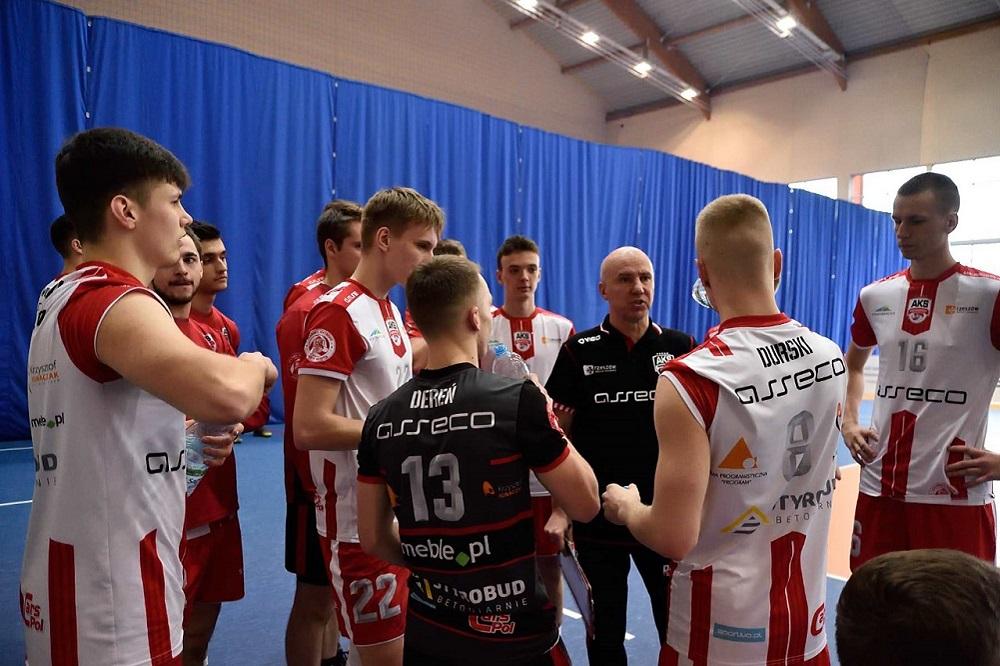 Artur Łoza jest cenionym trenerem w AKS Resovia. (fot. AKS Resovia)
