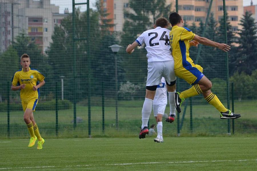 Andrzej Trubeha na zdjęciu z lewej.