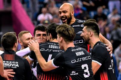 WIDEO: Cuprum Stilon Gorzów - Asseco Resovia Rzeszów 0-3 [SKRÓT MECZU]