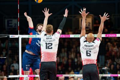 WIDEO: ZAKSA Kędzierzyn-Koźle - Asseco Resovia Rzeszów 3-1 [SKRÓT MECZU]