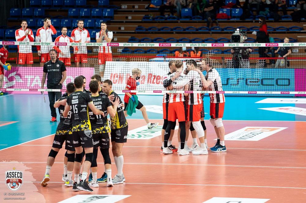 Asseco Resovia przegrała kolejny mecz w Plus Lidze. (fot. P.Cibowicz)