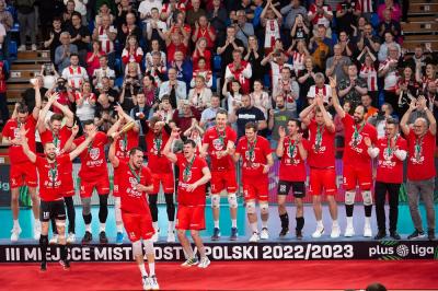 Asseco Resovia trzecią drużyną w Polsce! Popis na zakończenie sezonu!