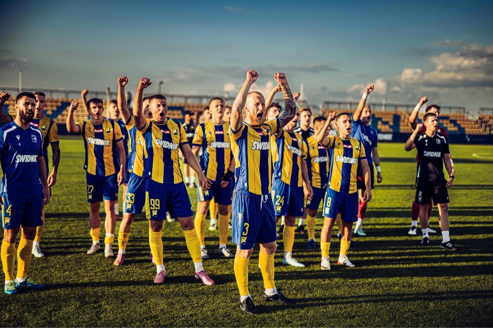 fot. facebook.com/AviaSwidnik1952