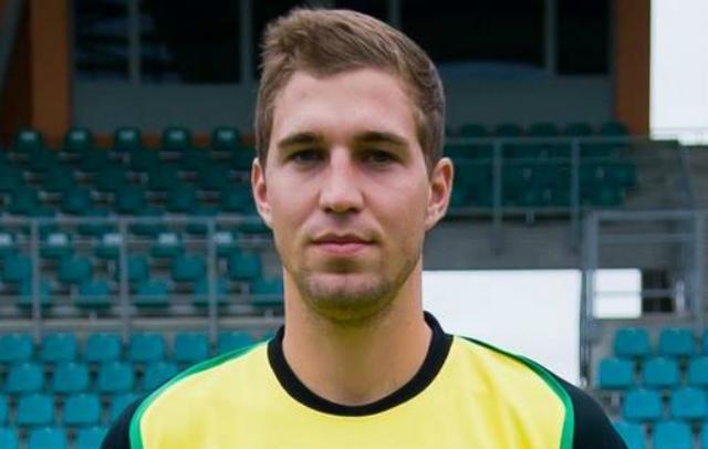 Bartłomiej Makowski na Podkarpaciu bronił barw Siarki Tarnobrzeg i Resovii.