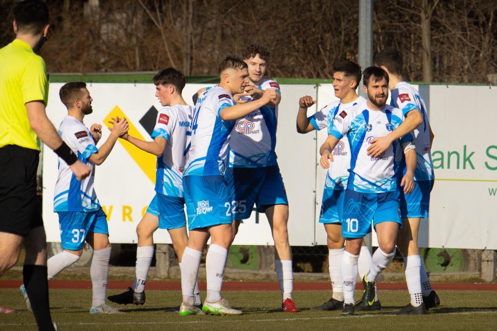 Transmisja meczu Błękitni Ropczyce - ŁKS Łowisko, 14.03.2026 (fot. facebook.com/mksblekitniropczyce)