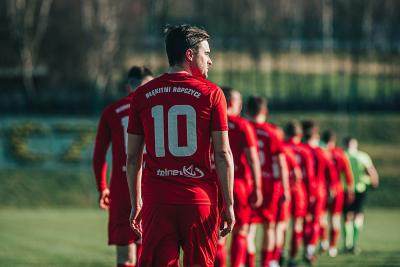 Błękitni Ropczyce przegrali ze słowackim trzecioligowcem