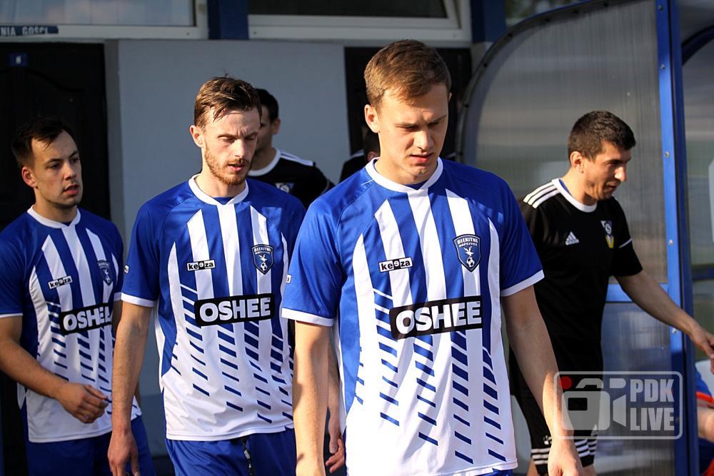 JKS Jarosław podzielił się punktami z Błękitnymi Ropczyce. (fot. Radosław Kuśmierz)