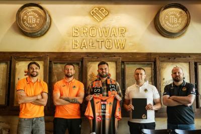 Browar Bałtów został strategicznym sponsorem KSZO Ostrowiec Świętokrzyski (fot. kszo1929.pl)