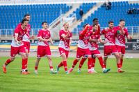 Trzy gole i czerwona kartka w Nowotańcu. Cosmos pokazał lepszą skuteczność