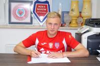 Napastnik wraca do Cosmosu Nowotaniec