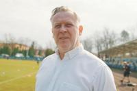 Na zdjęciu Daniel Purzycki, szkoleniowiec Stali Kraśnik (fot. youtube.com / FKS Stal Kraśnik)
