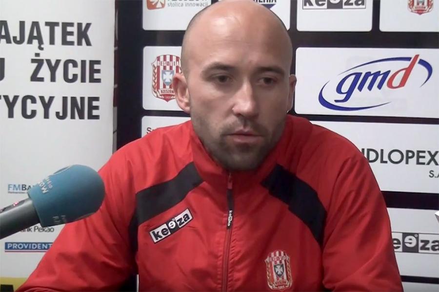 Trener Resovii Dariusz Jęczkowski (fot. youtube.com / TVPodkarpacie.pl)