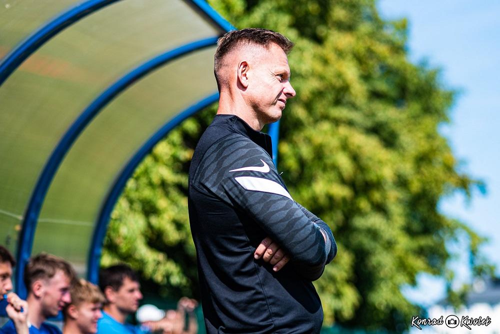 Dariusz Liana uważa, że Cosmos Nowotaniec jest głównym faworytem do awansu! (fot. Konrad Kwolek)