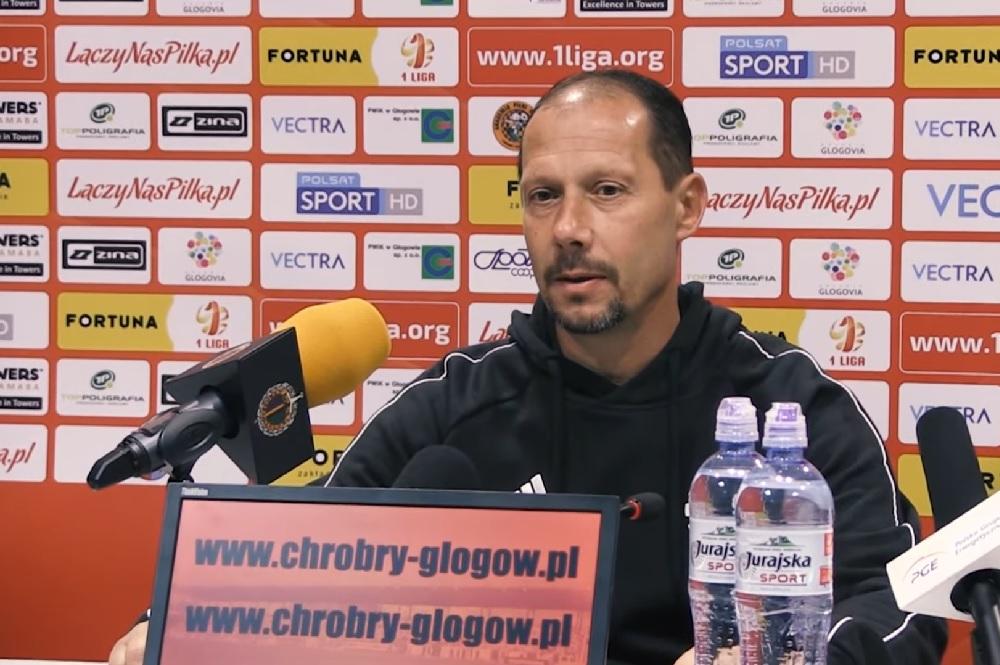 Dariusz Marzec był niepocieszony po meczu PGE Stali Mielec z Chrobrym Głogów. (fot. Chrobry)