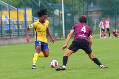 Dave Djalme Assuncao (z lewej) wrócił do Polski i będzie grał w Avii Świdnik (fot. Avia Świdnik)
