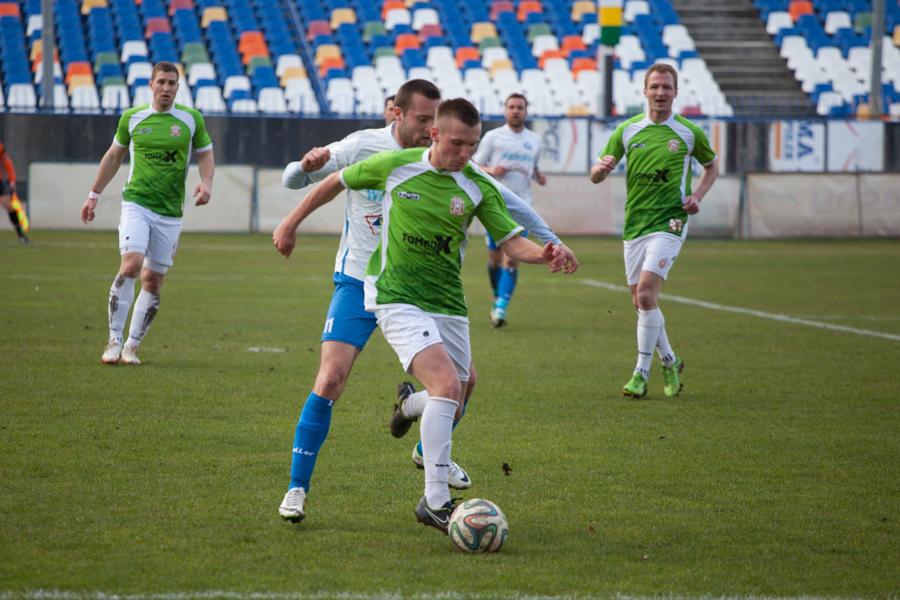 W derbach pierwszej drużyny lepsza była Stal, ale w starciu rezer Resovii nie dała szans Biało-Niebieskim (fot. Marcin Baran)