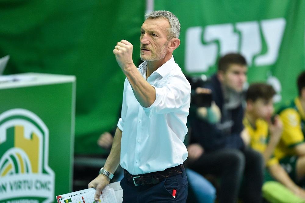 Emanuele Zanini poprowadził Asseco Resovię w pięciu mecach Plus Ligi. (fot. Asseco Resovia)