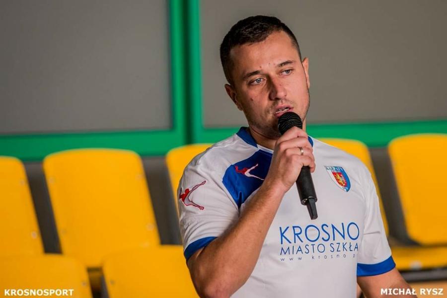 Lech Czaja jest trenerem Karpat Krosno U-17. (fot. Michał Rysz)